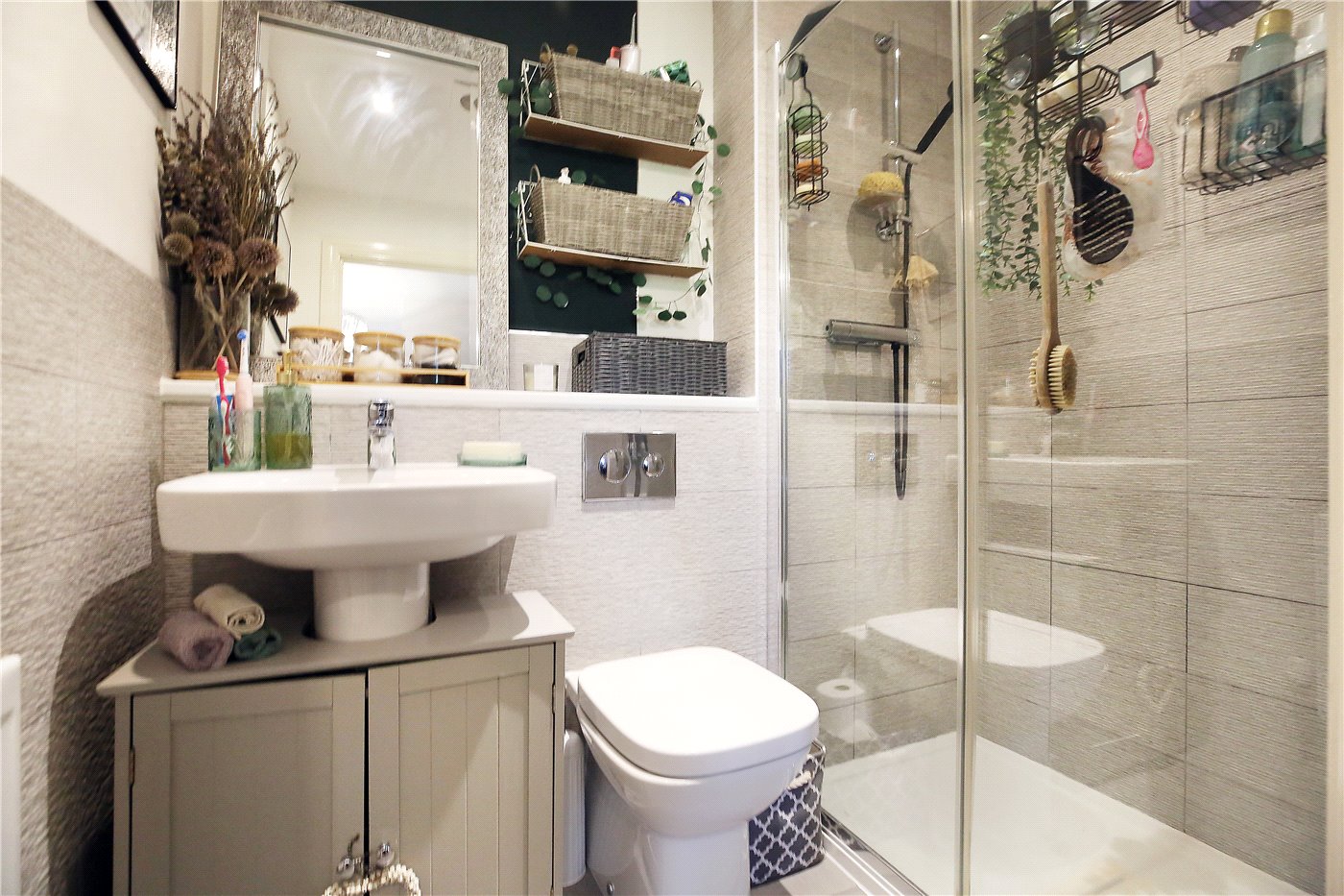 Ensuite