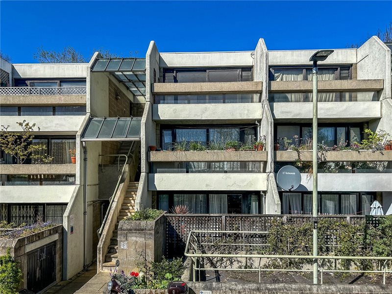 Lulot Gardens, London, United Kingdom, N19