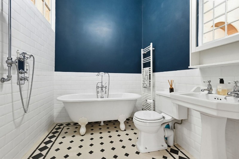 Kingswood Road, Bromley, BR2