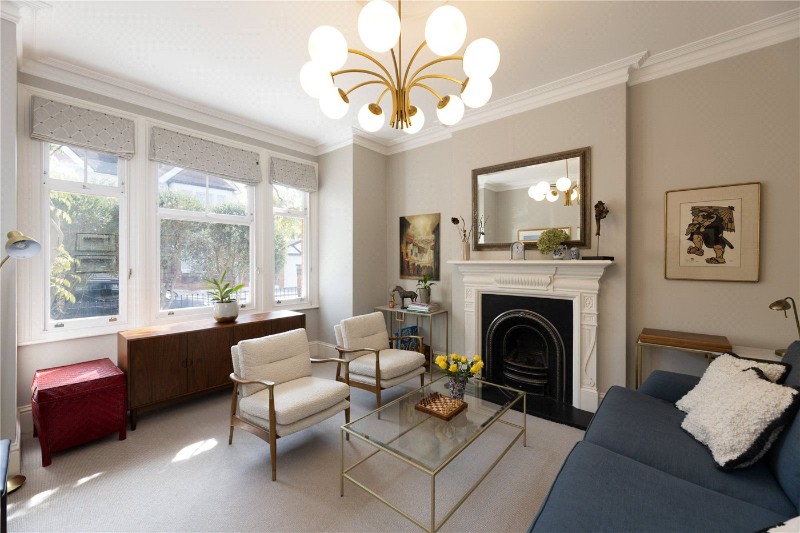 Rossdale Road, London, SW15