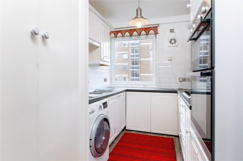 Putney Hill, London, SW15