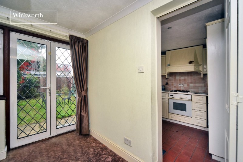 Gander Green Lane, Sutton, SM1