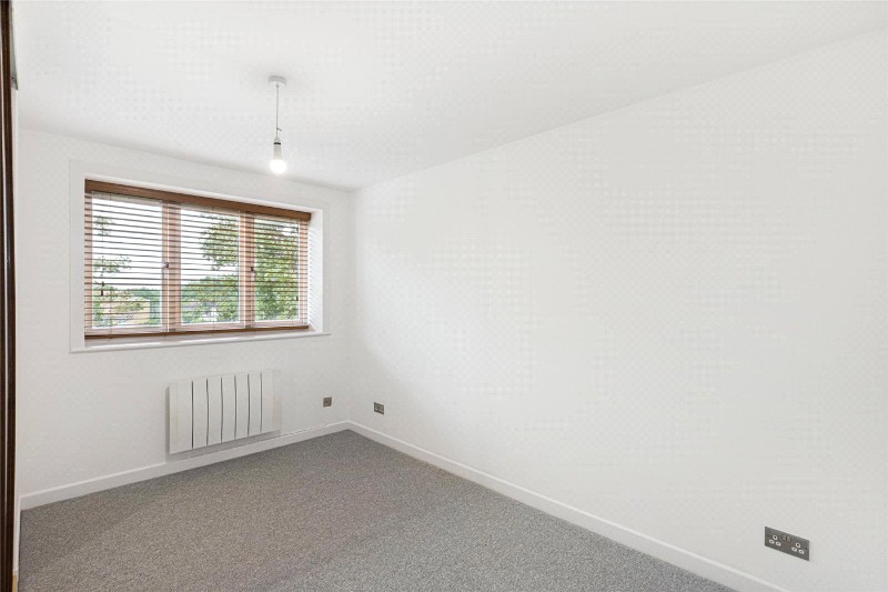Kingswood Drive, London, SE19
