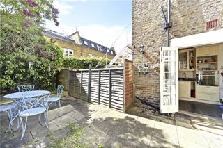 Gowan Avenue, London, SW6
