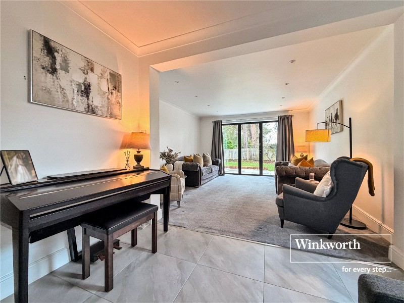 Braeside Road, West Moors, Ferndown, Dorset, BH22