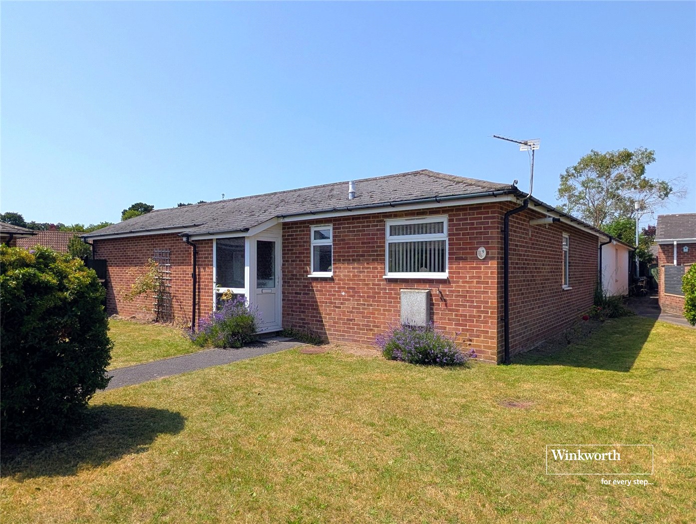 Bluebell Close, Highcliffe, Dorset, BH23