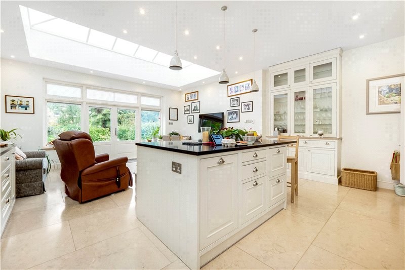 Glebe Road, Barnes, London, SW13