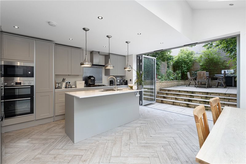 Oakhill Road, London, SW15