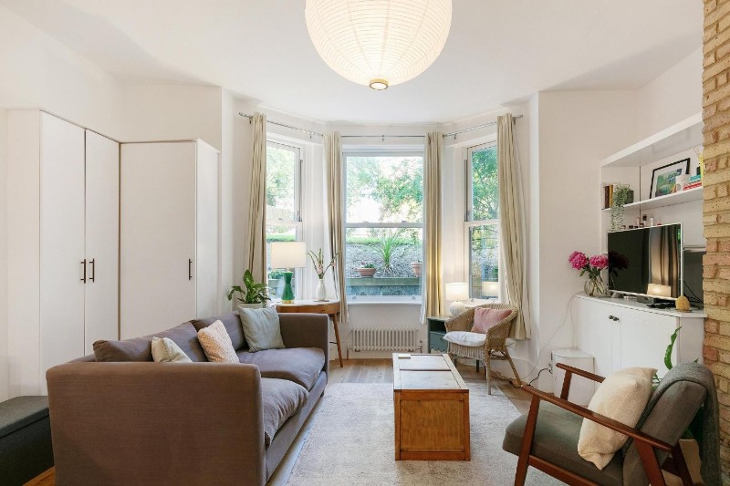 Thicket Road, London, SE20