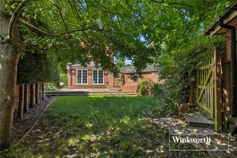 Tavistock Avenue, Mill Hill East, London, NW7