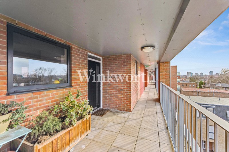 Dovetail Place, London, N15
