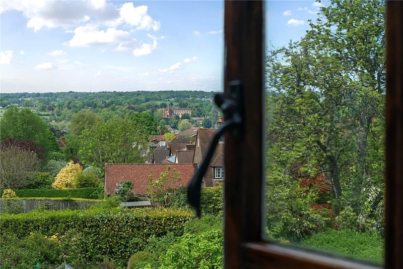 Great Austins, Farnham, Surrey, GU9