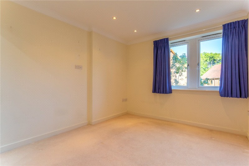 Lakeside Drive, Chobham, GU24