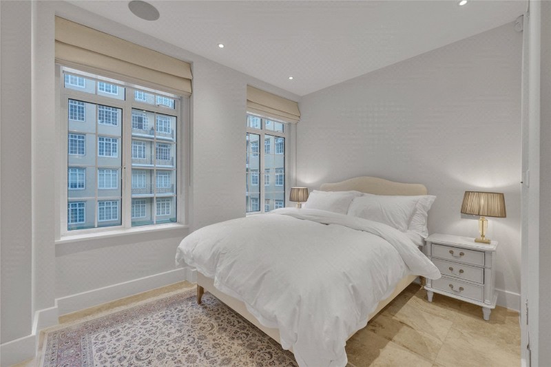 Berkeley Court, Marylebone Road, London, NW1