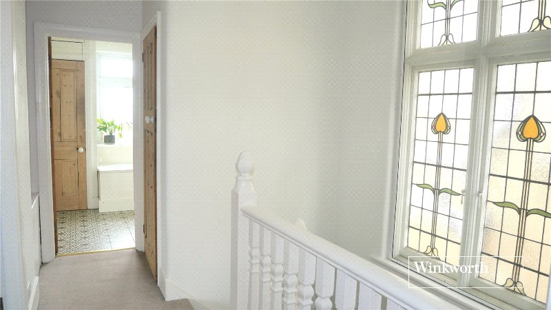 Bedford Avenue, High Barnet, EN5