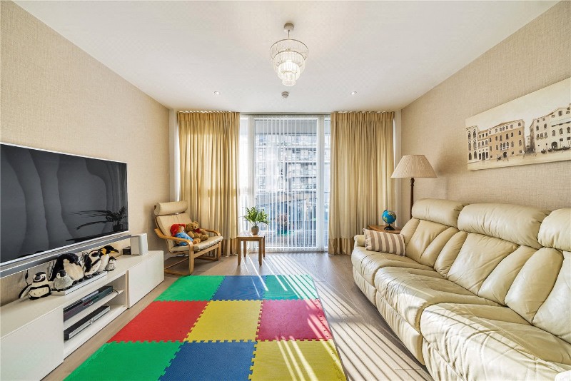 Granite Apartments, 30 River Gardens Walk, Greenwich, London, SE10