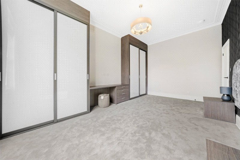Elgin Crescent, London, W11