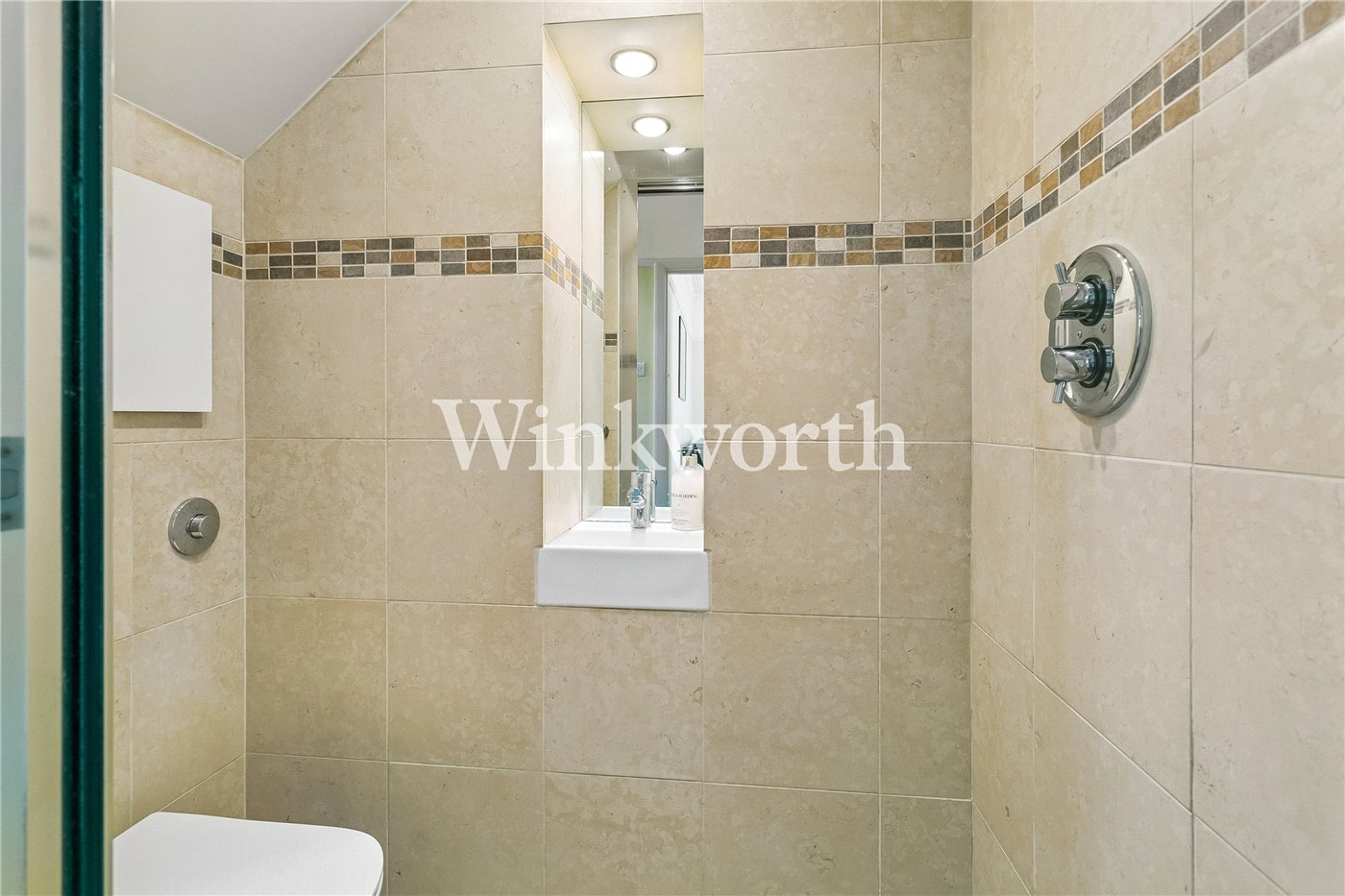 Shower Room/Wc