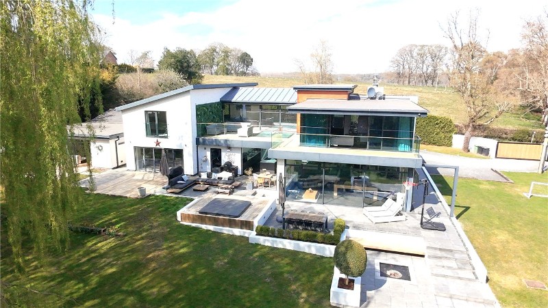 Ashford Hill Road, Headley, Thatcham, Hampshire, RG19