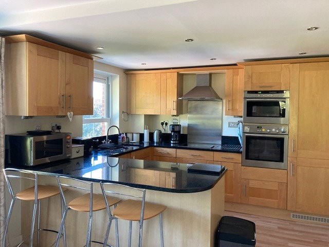 Shawford Road, Shawford, Winchester, SO21
