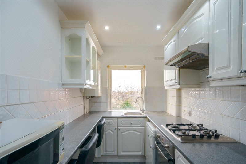 Ockley Road, London, SW16