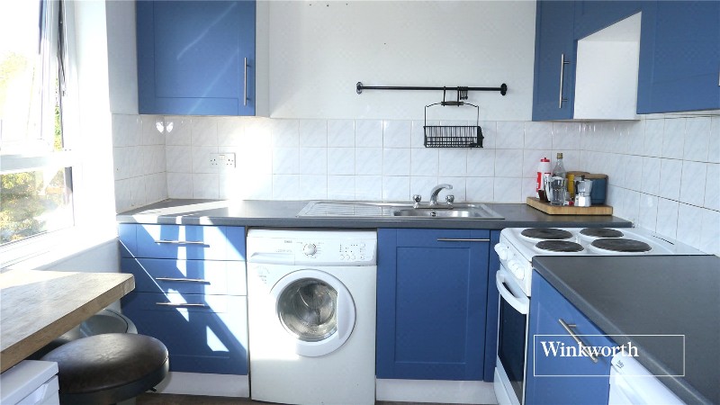 Gillings Court, Wood Street, High Barnet, EN5
