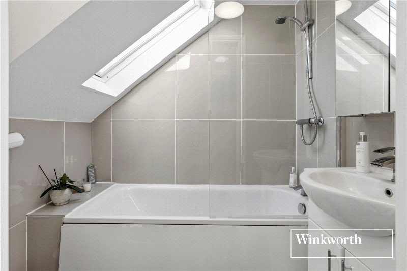 Milton Avenue, Barnet, EN5