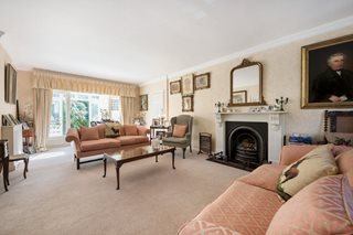 St. Simon&#39;s Avenue, London, SW15