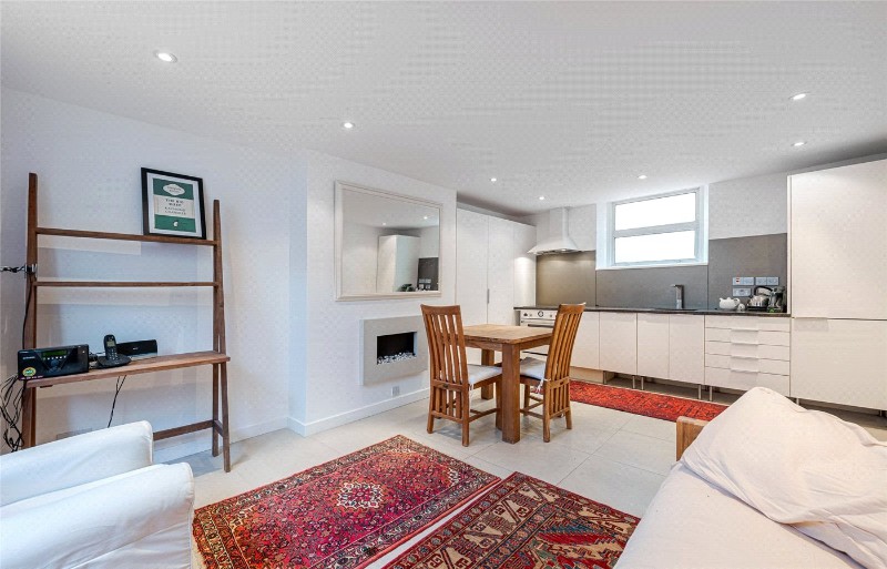 Aylesford Street, London, SW1V