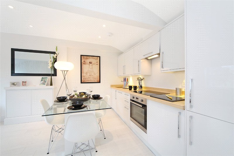 Hyde Park Square, Hyde Park, W2