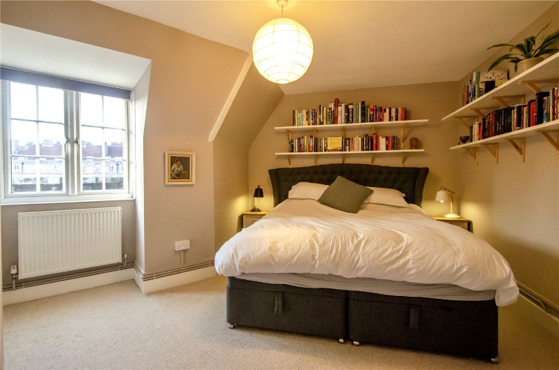 Gatcombe House, Dog Kennel Hill, East Dulwich, London, SE22