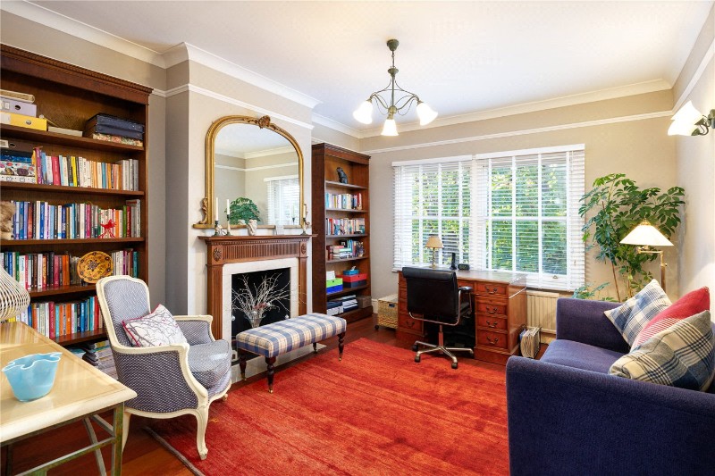 Deodar Road, London, SW15