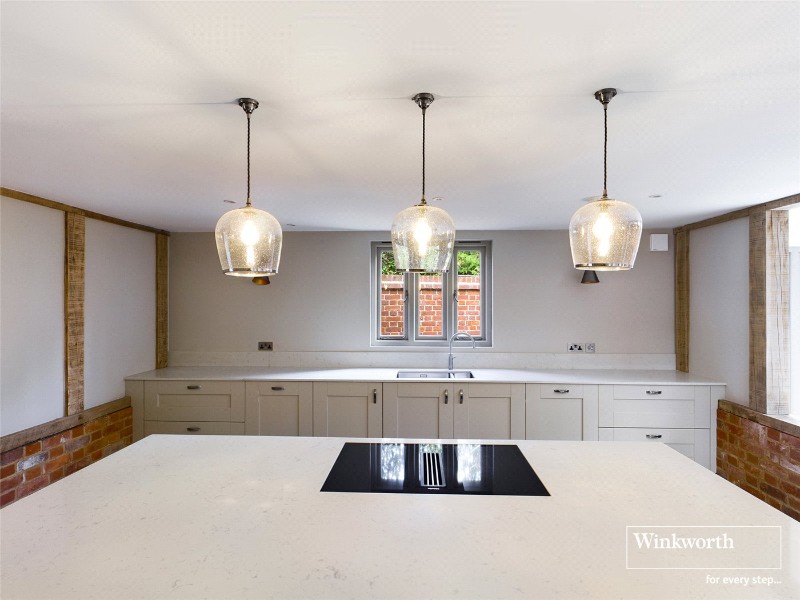 Islandstone Lane, Hurst, Reading, RG10