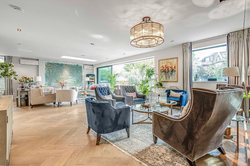 Castelnau, Barnes, London, SW13