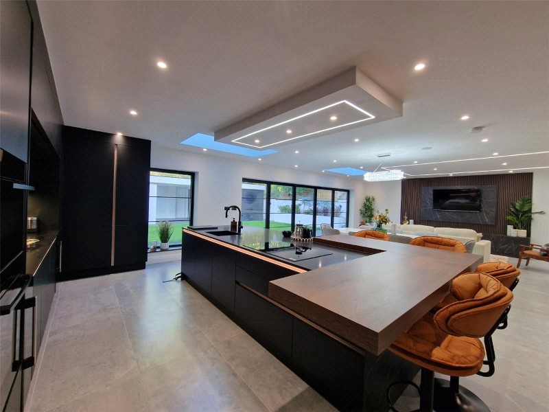 Wellington Avenue, Virginia Water, Surrey, GU25