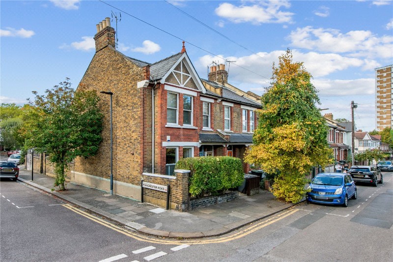 St. John&#39;s Road, London, N15