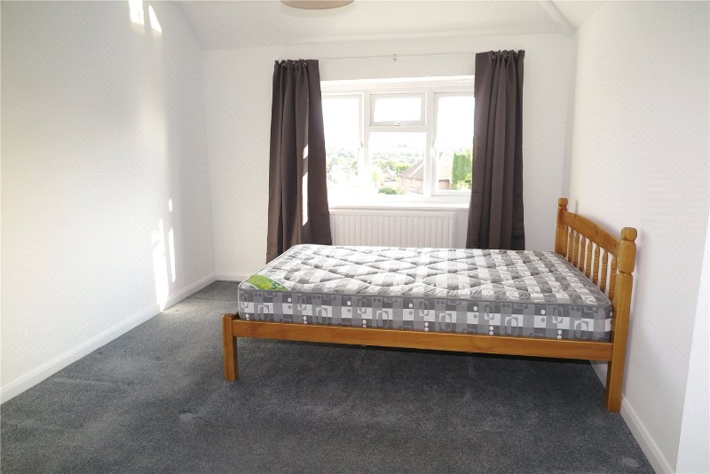 Tor Road, Farnham, Surrey, GU9
