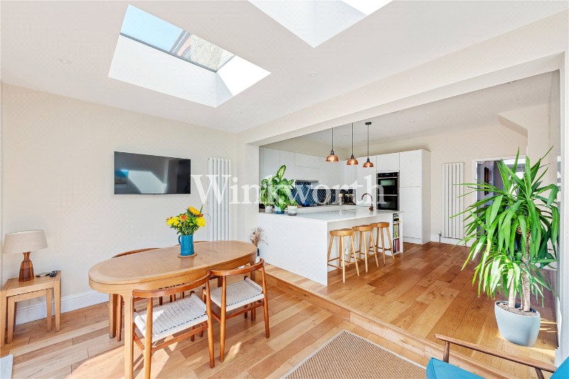 Hewitt Avenue, London, N22