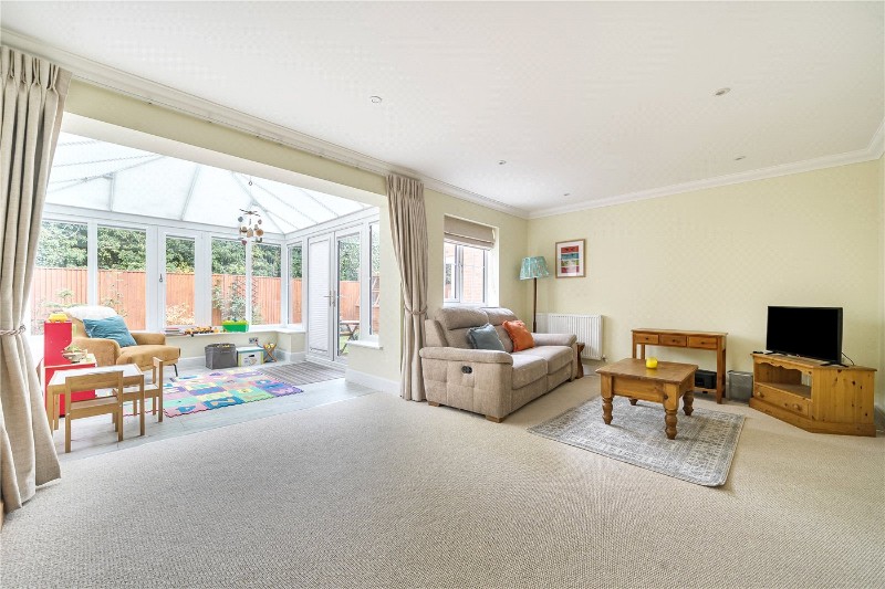 Grove Close, Wrecclesham, Farnham, Surrey, GU10