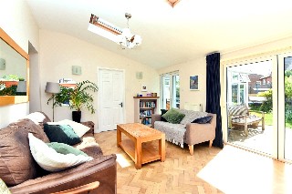 Canons Lane, Burgh Heath, Tadworth, Surrey, KT20