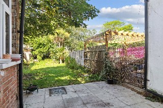 Morden Road, London, SW19