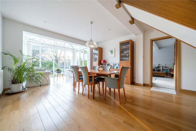 Old Kiln Close, Churt, Farnham, Surrey, GU10