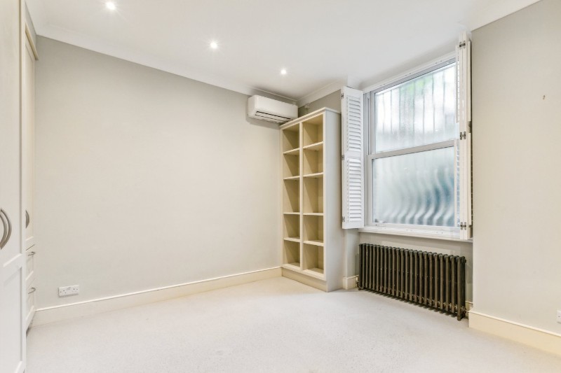 Porchester Square, Bayswater, W2