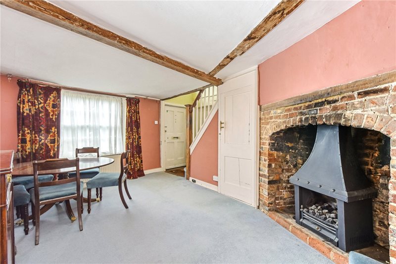 College Street, Petersfield, Hampshire, GU31