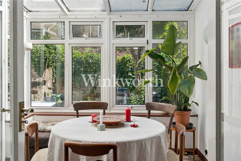 Finsbury Park Road, London, N4