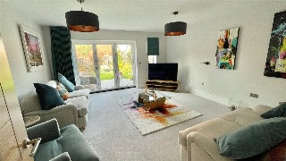 Buzzard Close, Stratford-upon-Avon, Warwickshire, CV37
