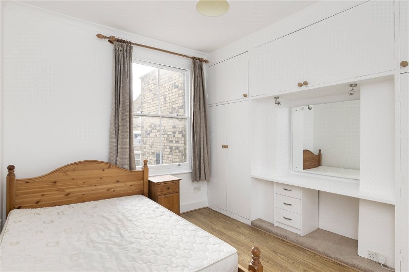 Elm Park, London, SW2