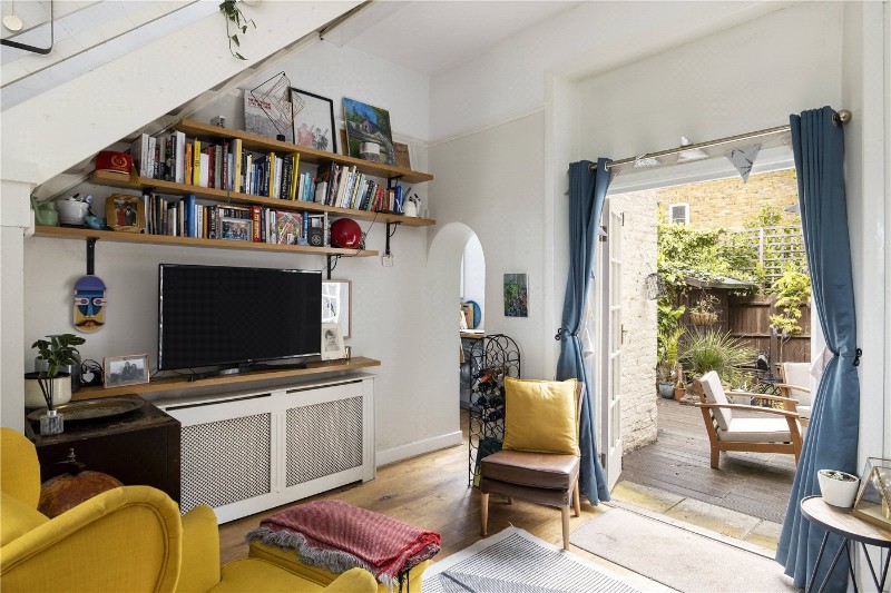 Kempshott Road, London, SW16