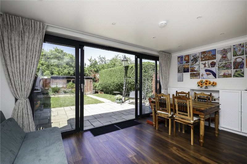 Saxon Drive, London, W3