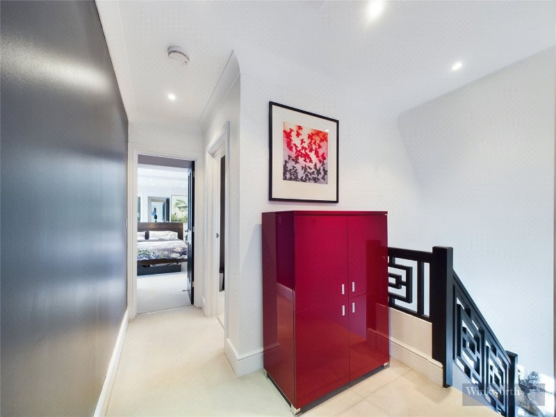 Cranes Drive, Surbiton, KT5